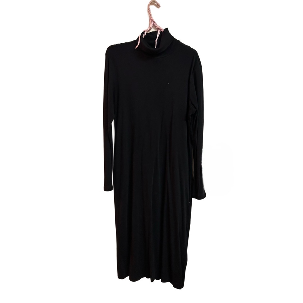 Elegant Black Turtleneck Dress